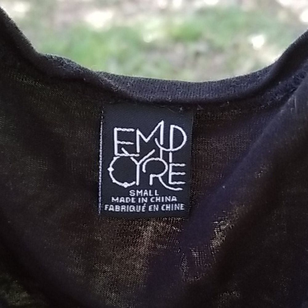 Shirt - Picture 4 of 4